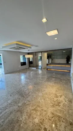 Imagem Lindo apartamento reformado na Zona Norte!