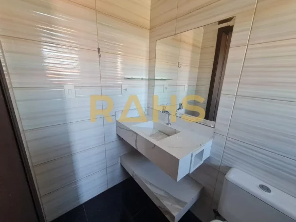 Imagem Uma bela casa com 4 quartos sendo 3 suítes, ficam no imóvel splits, sala ampla, sala de Tv, cozinh...