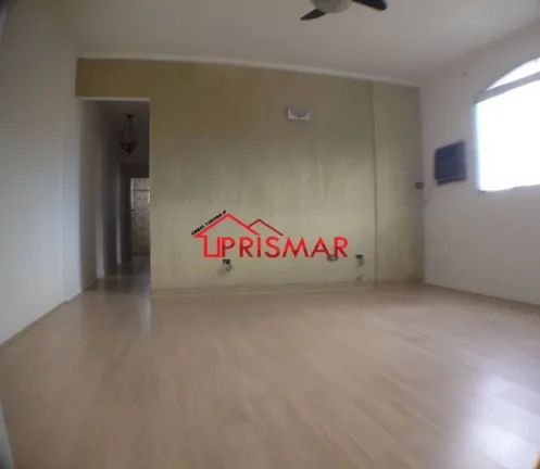 Imagem 3 dormitorios 1 suite dep empregada 1 vaga campo grande