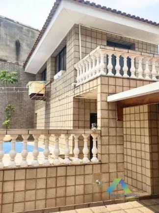 Imagem Sobrado com 4 dormitórios, 4 banheiros e com piscina em Bosque da Saúde/SP!