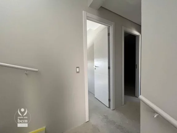 Imagem Triplex com 3 quartos sendo 1 suíte à venda, 131 m² por R$ 950.000 - Pilarzinho - Curitiba/PR