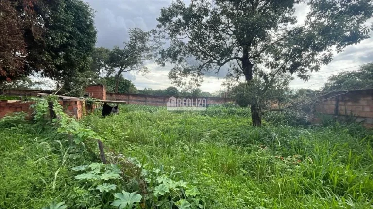 Imagem Charmosa chácara de 2.000 m² à venda no Recanto das Flores, Uberaba