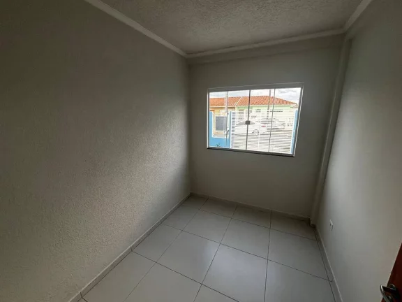 Imagem Casa Averbada Com 3 Quartos na FRG - R$320 mil