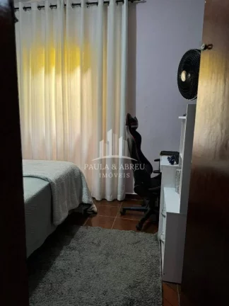 Imagem Sobrado 95m² com 180m² Construído 3 Dormitórios 1 Suíte, 2 Vagas, 3 Banheiros, 2 Sacadas no Vila Vitória, Santo André