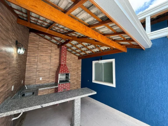 Imagem Casa à venda em Vitória da Conquista-BA, no bairro Felícia: 3 quartos, 1 suíte, 1 sala, 2 banheiros, 4 vagas de garagem, 123m².