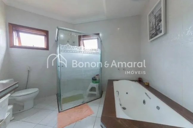 Imagem Localização privilegiada. Hall de entrada com escritório. Sala de estar, sala de jantar, lavabo, ...