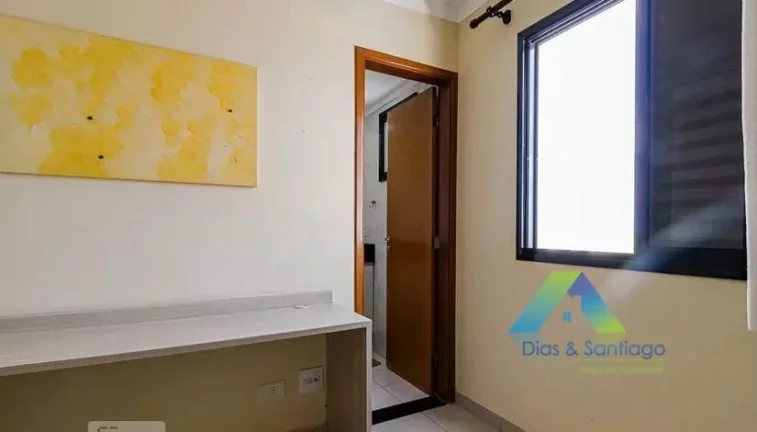 Imagem Lindo apartamento recém reformado em 65m² com 2 dormitórios, 1 suíte e 2 vagas em localização privilegiada próximo Estação Alto do Ipiranga/Zsul.