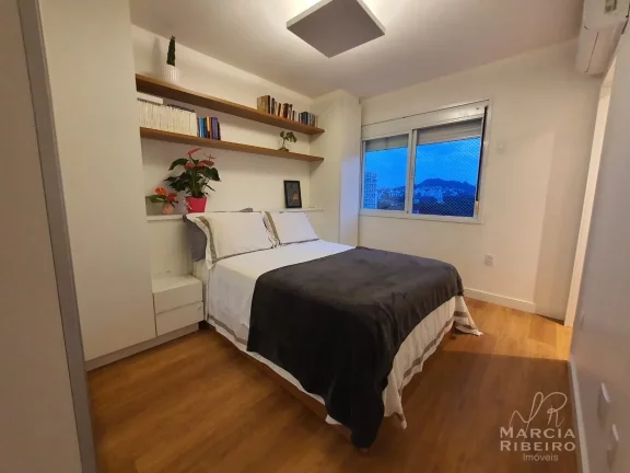 Imagem Apartamento 02 Dormitórios naTrindade, Florianópolis/SC