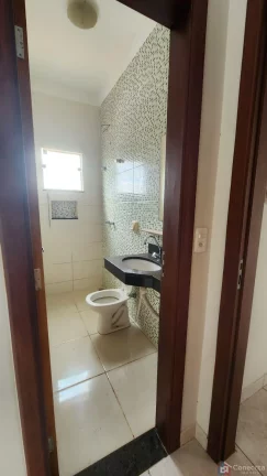 Imagem Apartamento à Venda em Ipanema, Patos de Minas | 2 Quartos, Suíte e Localização Privilegiada