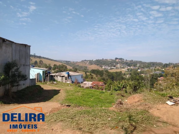 Imagem Terreno a venda em Terra Preta, rua sem saída já com um platô