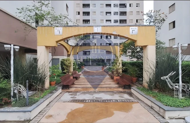 Imagem Apartamento para locação na Barra Funda, São Paulo-SP: 3 quartos, 2 salas, 1 banheiro, 2 vagas de garagem, 68m² de área.