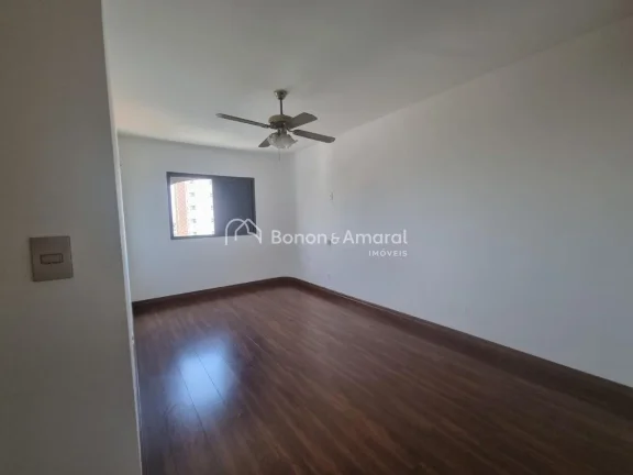 Imagem Este apartamento de 210 m² oferece muito espaço e conforto, com 3 dormitórios, sendo 2 suítes, s...