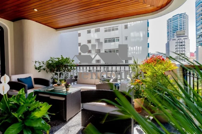 Imagem Apartamento Alto Padrão reformado em Higienópolis, com 4 suítes e 4 vagas pronto para morar!