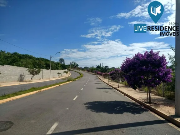 Imagem Excelente terreno à venda no Condomínio Terras da Fazenda!