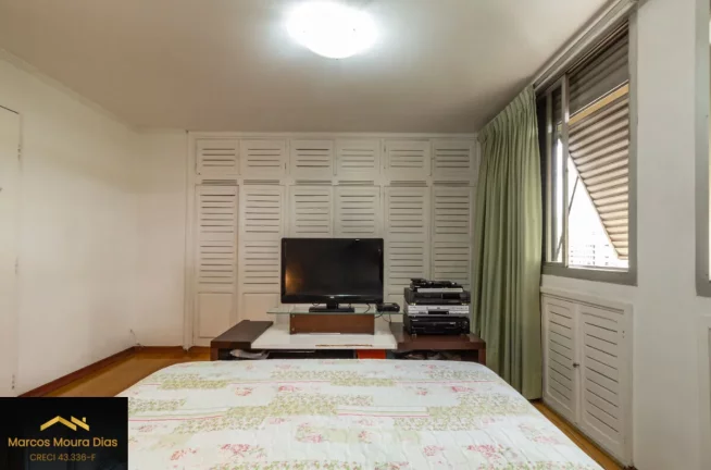 Imagem Apartamento 141 m²com 3 dormitórios (1 suíte) , 1 Vaga de garagem, Sumaré. Edifício com Gerador
