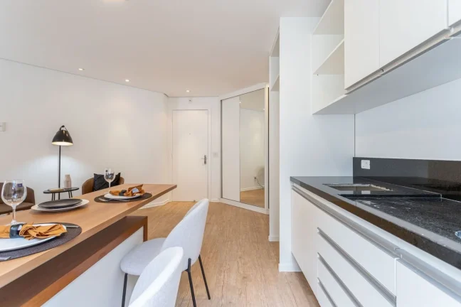 Imagem Apartamento 30M², 1Q, 1 Banheiro, 1 Vaga, Piscina, Academia, Churrasqueira, Salão de Festas.