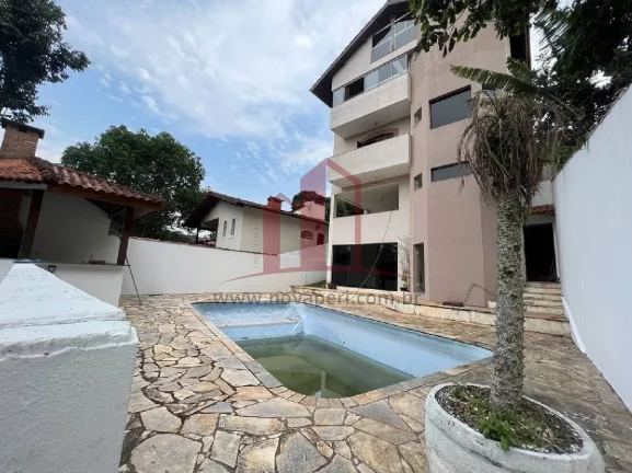 Imagem Imperdível oportunidade! Casa à venda em Mairiporã-SP, bairro Samambaia, 2 quartos, 1 suíte, 1 sala, 5 banheiros, 5 vagas, 405m².