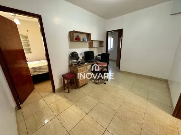 Imagem Casa com 3 dormitórios à venda, 280 m² por R$ 650.000,00 - Cidade Jardim - Itumbiara/GO