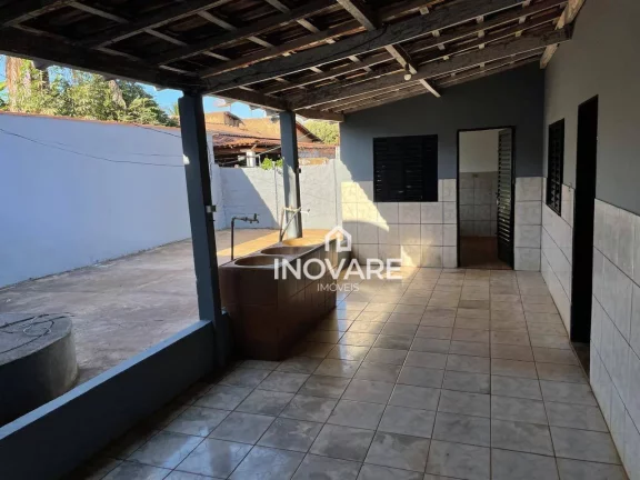 Imagem Casa com 3 dormitórios para alugar, 152 m² por R$ 1.500,00/mês - Cidade Jardim - Itumbiara/GO