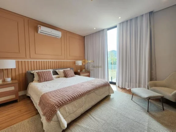 Imagem Casa em Condomínio para Venda em Petrópolis / RJ no bairro Araras