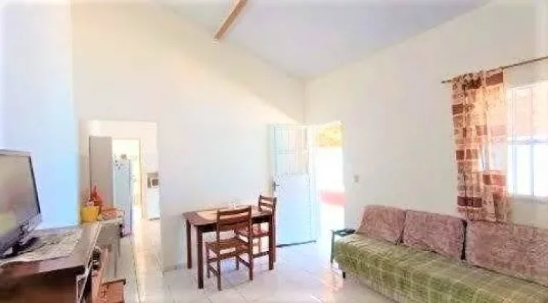 Imagem Casa com 2 dormitórios à venda na Ilha Comprida/SP