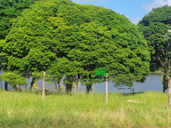 Imagem Casa / Sobrado para Venda em Águas de Santa Bárbara, Parque dos Lagos, 3 dormitórios, 1 suíte, 1 banheiro, 4 vagas