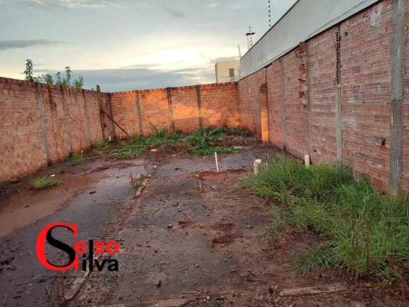 Meio Terreno Jardim Oriental Mgá