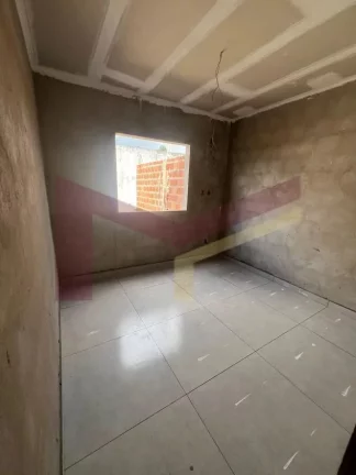 Imagem CASA 2/4 SENDO 1 SUÍTE NA MANGABEIRA