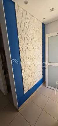 Imagem Características do Imóvel:

3 Dormitórios: Sendo 1 suíte com closet
Banheiros: 2 banheiros com a...
