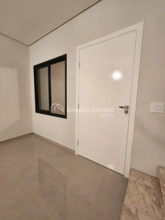 Imagem Sobrado Moderno com 3 Dormitórios e Excelente Acabamento