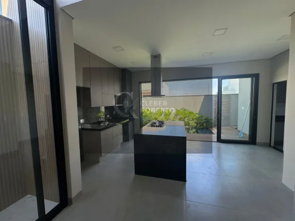 Imagem Casa nova com 3 suítes e área de lazer completa no Portal Aroeira