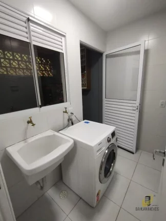 Imagem Casa em Condomínio à Venda em Cotia-SP, com 3 Quartos sendo 1 Suíte, 2 Salas, 3 Banheiros, 2 Vagas, 86m².