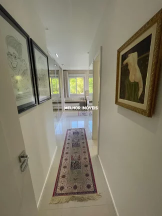 Imagem Apartamento à venda vom 3 dormitórios, 4 vagas de garagem em Balneário Camboriú