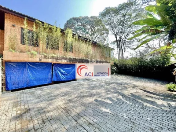 Imagem Casa com 5 Quartos à Venda ou Locação, 923 m² em Vila Santo Antônio - Cotia