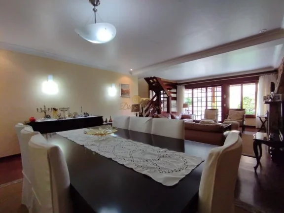 Imagem Casa em Condomínio para Venda em Teresópolis / RJ no bairro Alto