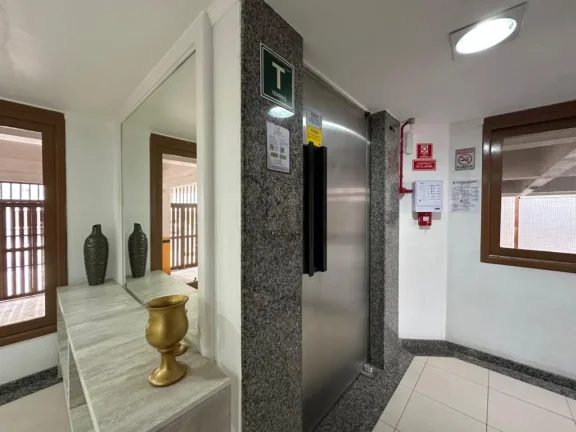 Imagem Apartamento 2Dórmitórios dependência - Bairro Centro