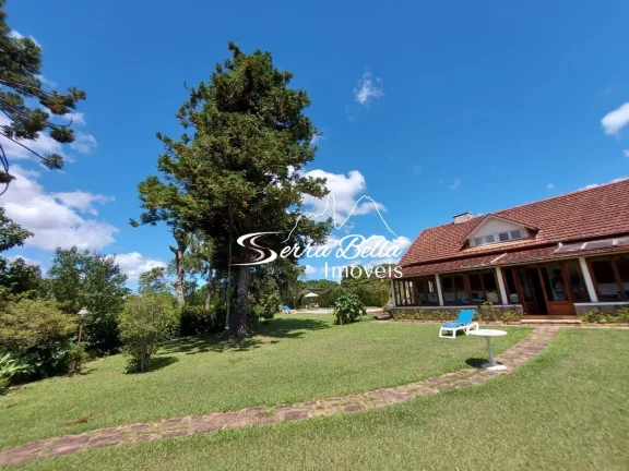 Imagem Casa com 4 dormitórios à venda, 255 m² por R$ 1.290.000,00 - Três Córregos - Teresópolis/RJ