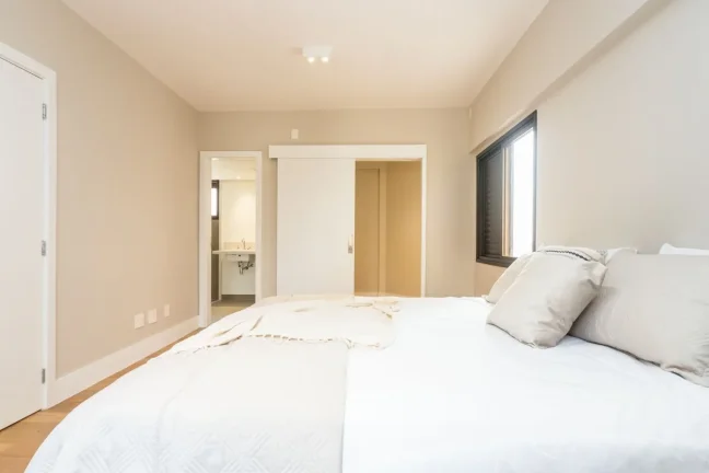 Imagem Apartamento 283M², 5Q, 4 Suítes, 4 Banheiros, 5 Vagas, Varanda Gourmet, Lavabo, Academia, Piscina, Churrasqueira, Quadra, Lareira.