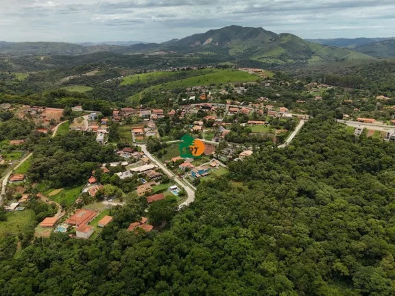 Imagem Casa em Condomínio para Venda em Araçariguama, Aparecidinha, 4 dormitórios, 2 suítes, 2 banheiros