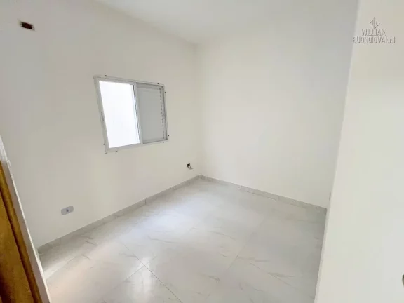 Imagem Casa de condomínio na Vila Tupi, 2 Dormitórios com Suíte! Casa Térrea!