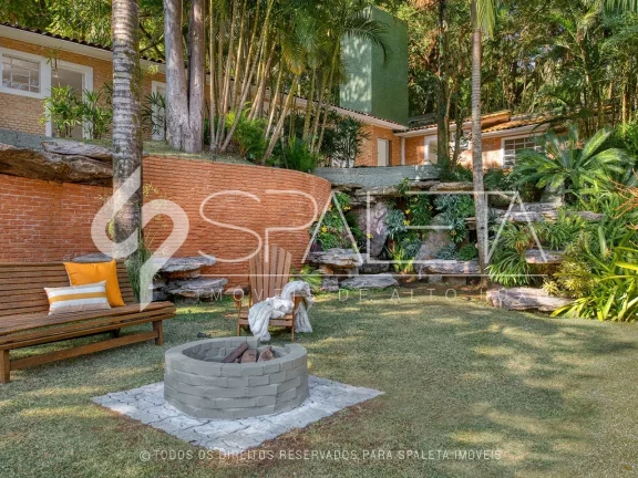 Imagem Lindíssima residência com lazer completo à venda no Residencial Chácara Flora