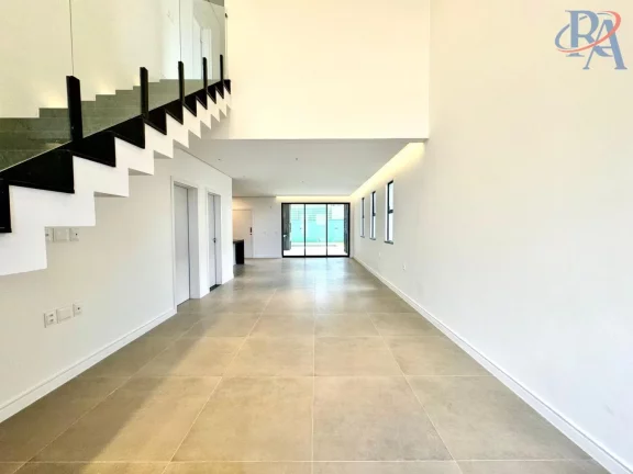 Imagem Casa para Venda em Eusébio, COITÉ, 4 dormitórios, 4 suítes, 5 banheiros, 4 vagas