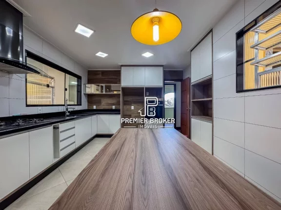 Casa à venda, 140 m² por R$ 600.000,00 - Barra do Imbuí - Teresópolis/RJ