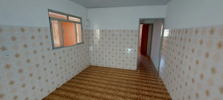 Imagem Casa à venda excelente oportunidade de negócio - Área útil 138 m2 com 2 dormitórios - 1 vaga - Vila