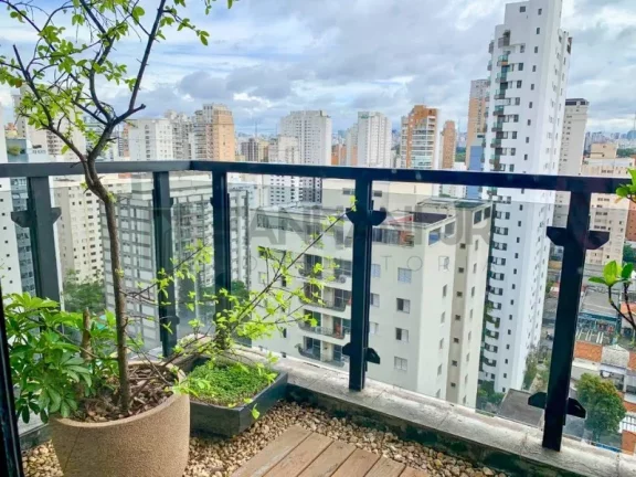 Imagem Locação em Condomínio de Alto Padrão em Indianópolis, São Paulo-SP: 3 Quartos, 1 Suíte, 2 Salas, 3 Banheiros, 4 Vagas, 154m².