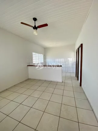 Imagem CASA 01, DISPONIVEL PARA LOCAÇÃO NO JARDIM BOTÂNICO, EM SINOP-MT.