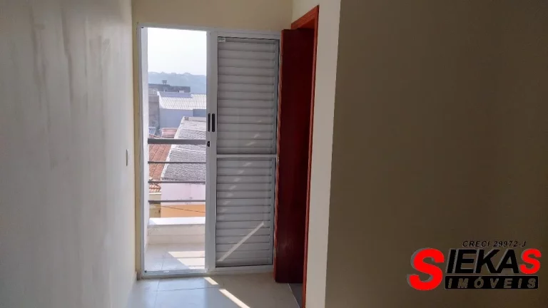 Imagem Aluguel de Casa em São Paulo-SP: 2 quartos, 2 suítes, 1 sala, 2 banheiros, 1 vaga de garagem, 80m² no Jardim Egle.