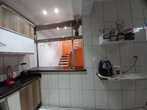 Imagem Sobrado com 3 dormitórios à venda, 200 m² por R$ 435.000,00 - Vila Correa - Ferraz de Vasconcelos/SP