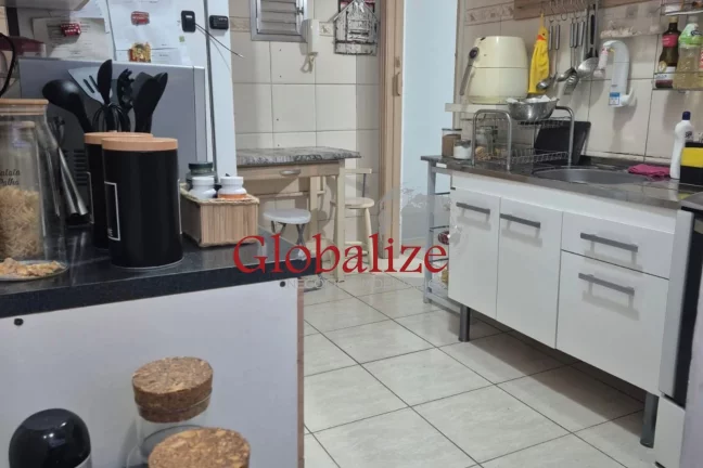 Imagem Apartamento com 2 Dormitórios e vaga demarcada à venda no Gonzaga por R$380.000,00.