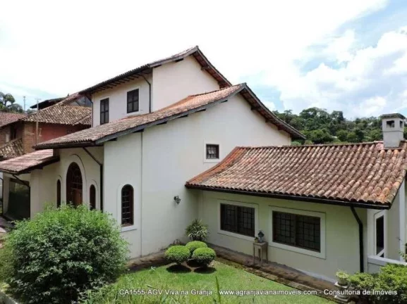 Imagem Cond Forest Hills - Casa Colonial, 4 sts e piscina! Ao lado do clube! GV
